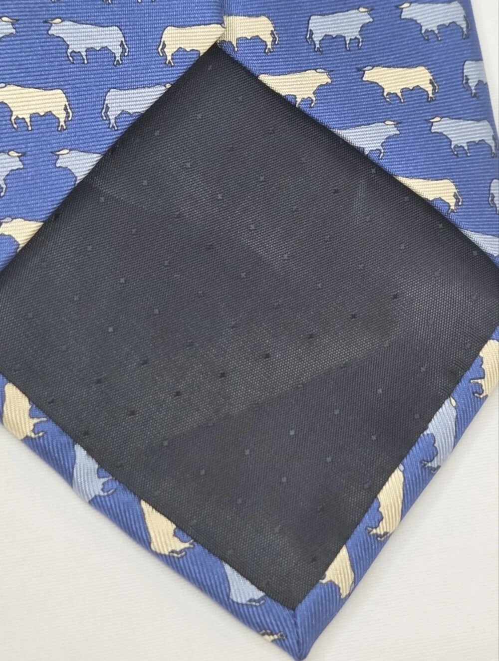 Museum Musei Madrid Mens Blue 100% Silk Running With The Bulls Animal Print Tie